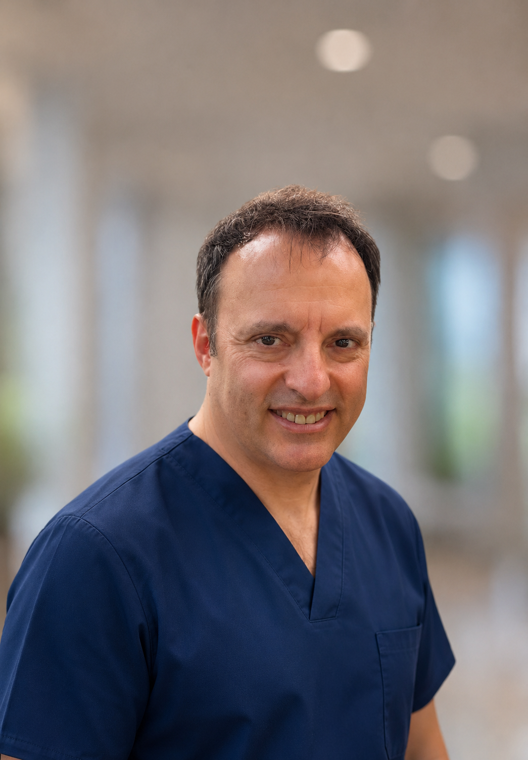 Dr. Víctor Francisco Tapias Perero